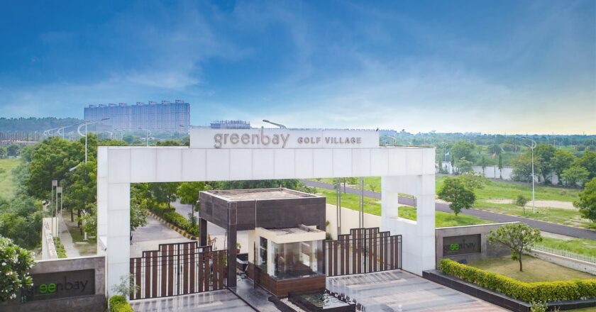 Exclusive Living Redefined: Greenbay Golf Village, Delhi NCR’s Opulent Residential Haven