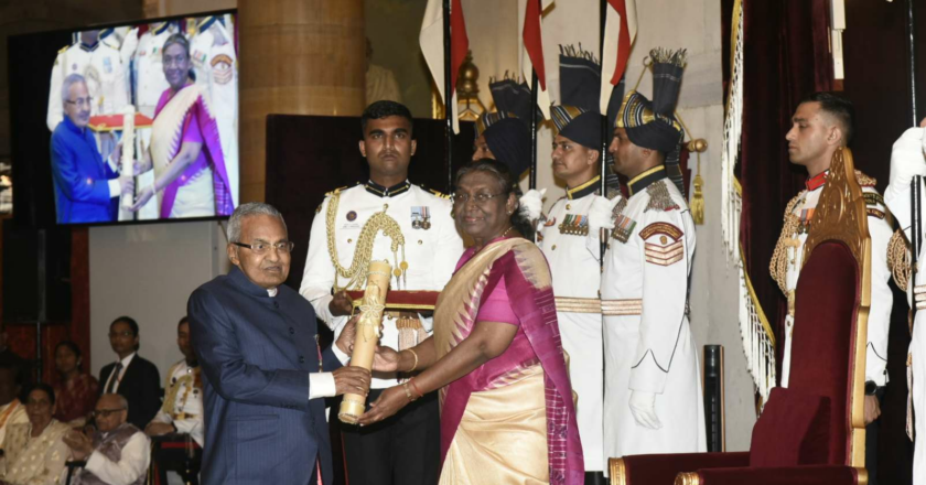 Dr. Sitaram Jindal Conferred with Prestigious Padma Bhushan Award by the President of India