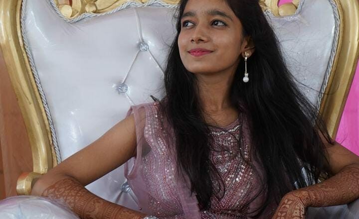 Tanjila Akbar Modhiya’s Dream Takes Flight with Debut Song “Manzoor” Directed by Neeraj Singh