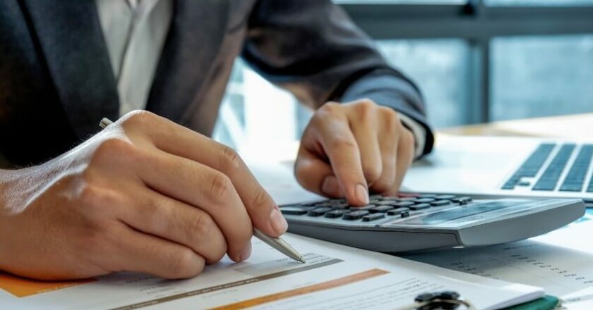 How Bajaj Finserv’s Professional Loans are Transforming Financial Planning for Doctors, CA’s, and More