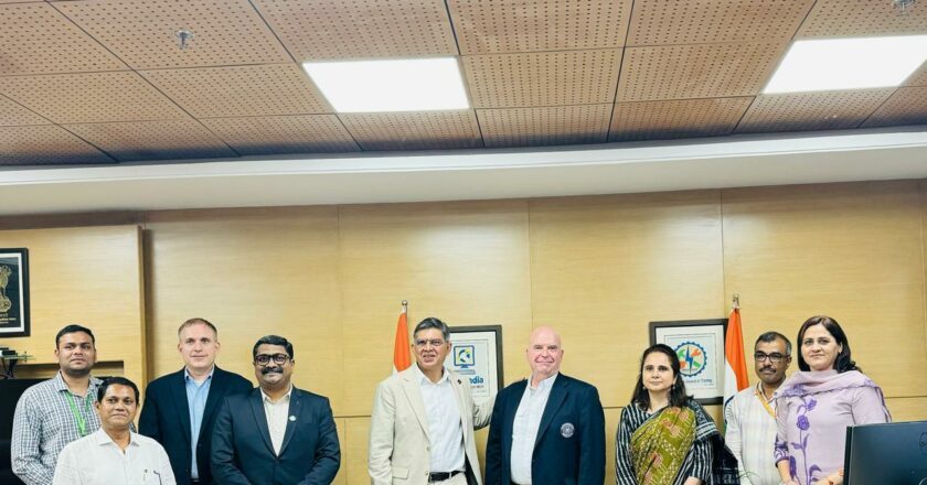 American Society for Non-Destructive Testing (ASNT) and American Welding Society (AWS) Discuss NDT and Welding Training Initiatives with Railway Minister