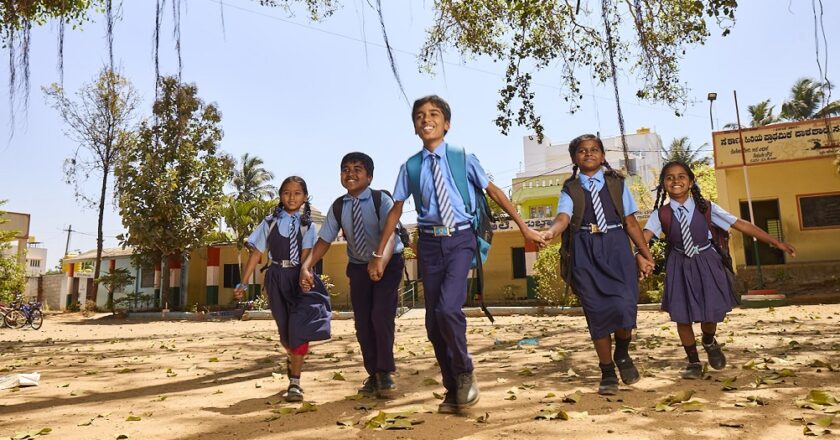 Spreading Happiness InDiya Foundation, the partnership between Sachin Tendulkar and Schneider Electric India achieves significant milestone; aims to transform 500 rural schools by 2025