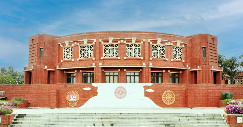 IIM Lucknow and TalentSprint aim to empower professionals with new-age strategies on Sales & Marketing  
