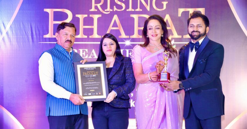 JSK Institute Thane Celebrates a Milestone! Prof Mukesh Gupta & Navishka Gupta receives ‘Excellence in Education Award’ from Legendary Actress Hema Malini!