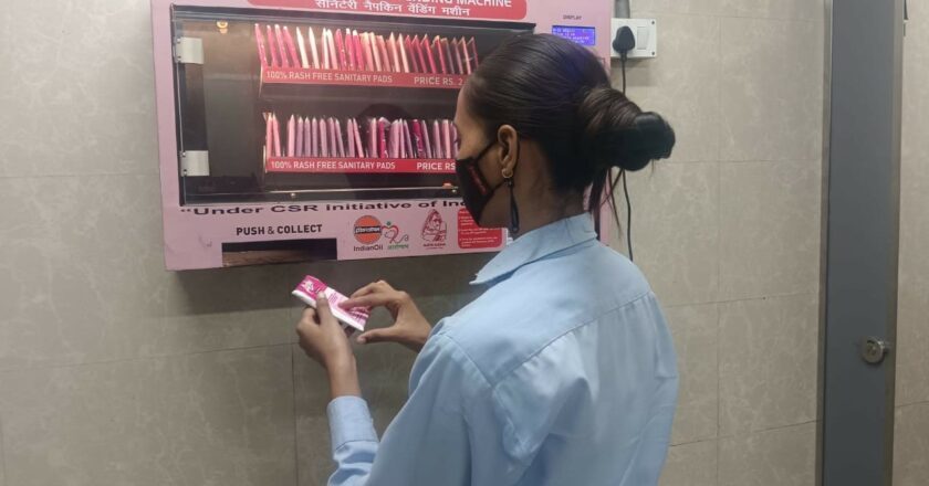 Sanitary Pads Now Available for ₹2 at Vending Machines Across 14 Delhi Metro Stations