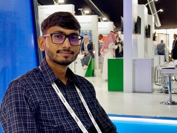 Yatendra Kaushik Raises 1.5 Million AED (Approx. 3.25 Crores INR) for his AI Startup InnoveBots AI in Dubai