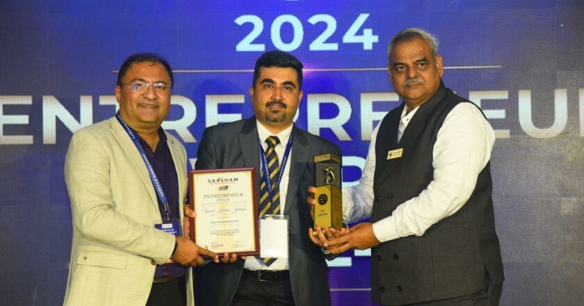 ApkiReturn Wins ‘Emerging Startup of the Year: Tax Automation’ at Saksham Summit 2024