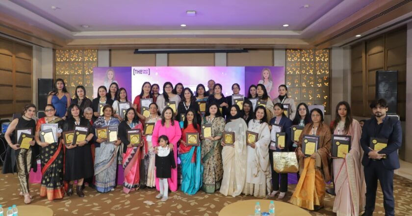 The Crazy Tales organised the 6th Womens Conclave And Awards at the Radisson Blu Hotel, Dwarka, in New Delhi on 22nd December 2024.