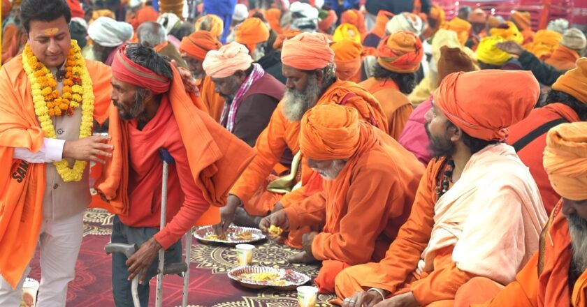 Narayan Seva Sansthan’s Service Initiative on Mauni Amavasya – Bhandara, Blanket Distribution, and Narayan Limb Distribution