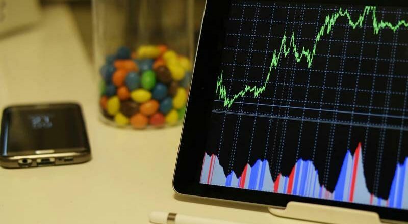 “Partner with a Forex Broker to Access Global Currency Trading Opportunities”