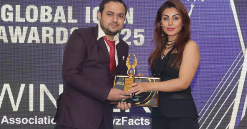 Seospidy CEO Rahul Sharma Receives the Digital Excellence Award 2025 at the Global Icon Awards Ceremony Award Presented by Bollywood Actress Rimi Sen
