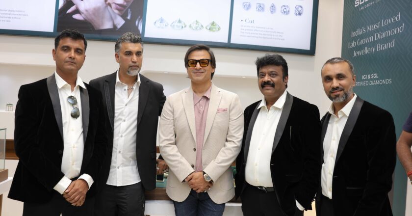 Solitario Blings India this Navratri: Launches 10 new stores and 10 new SIS across India