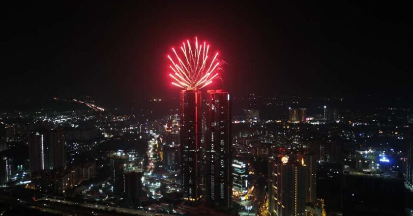 SAS Crown Fireworks Touched the Sky, Lighting Up Hyderabad’s Diwali Night